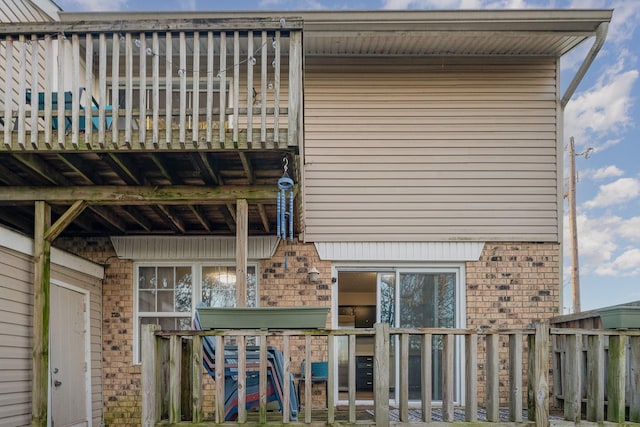 exterior space featuring a balcony