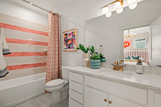 full bathroom with a chandelier, toilet, vanity, and shower / tub combo with curtain