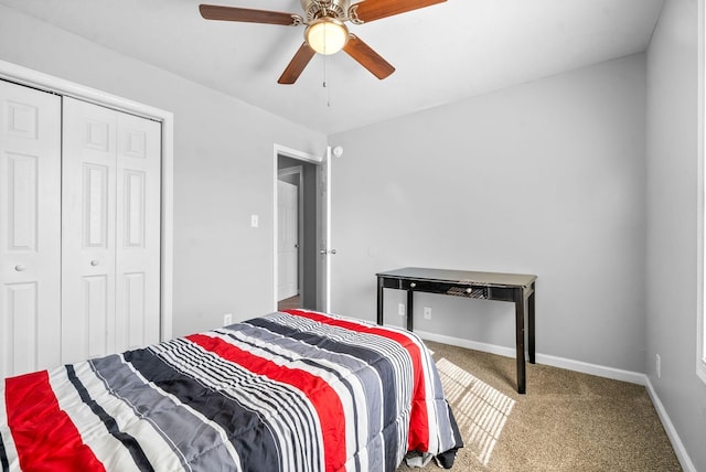 bedroom with carpet flooring, ceiling fan, and a closet