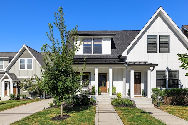 view of front of property with a front lawn