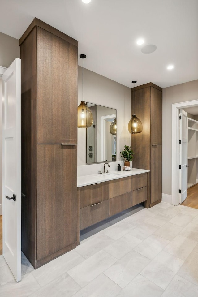 bathroom with vanity