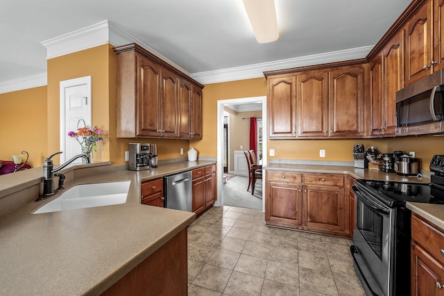 kitchen featuring light tile patterned floors, stainless steel appliances, crown molding, and sink