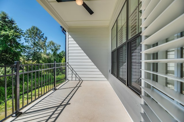 balcony with ceiling fan