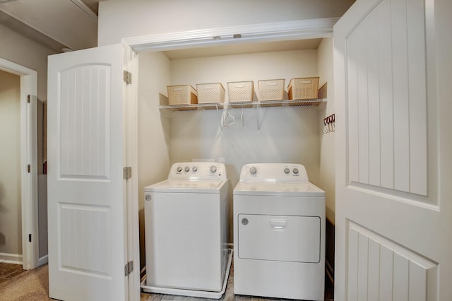 washroom featuring carpet and independent washer and dryer