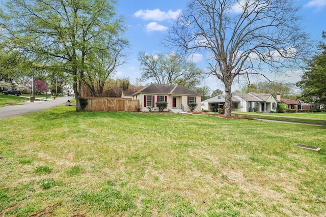 3417 Pleasant Valley Rd, Nashville, TN 37204 - ranch-style home featuring a front yard
