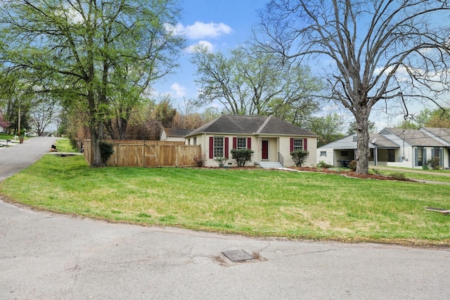 3417 Pleasant Valley Rd, Nashville, TN 37204 - single story home featuring a front lawn