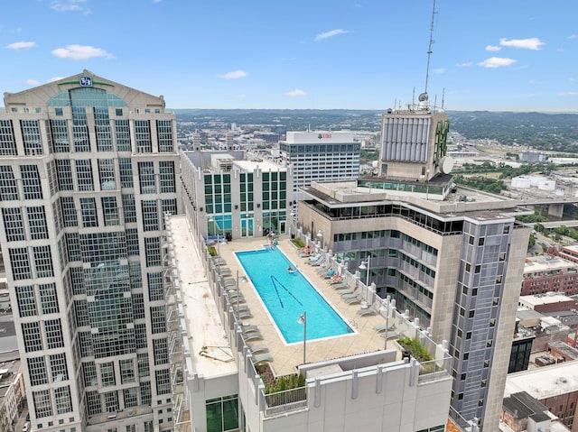 view of swimming pool