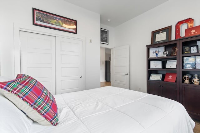 bedroom featuring a closet