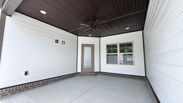 view of patio with ceiling fan