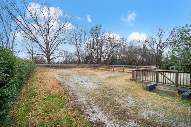 view of yard featuring a rural view