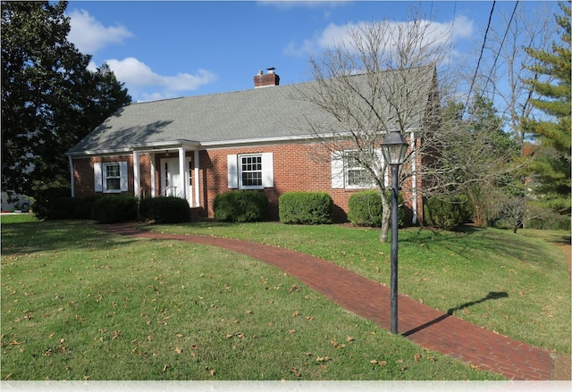 view of front of property with a front yard