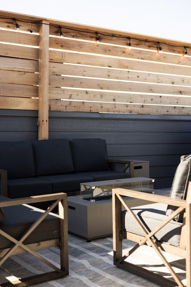 view of patio featuring an outdoor hangout area