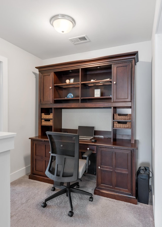 office with light colored carpet