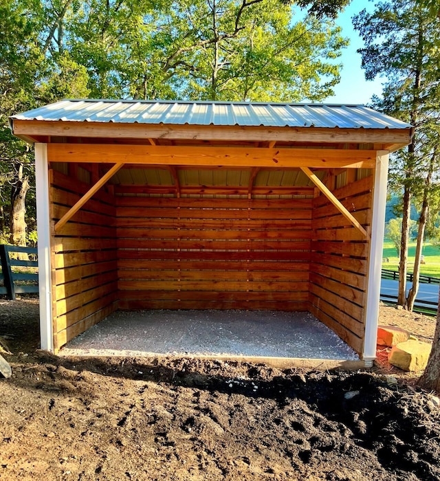 view of outbuilding