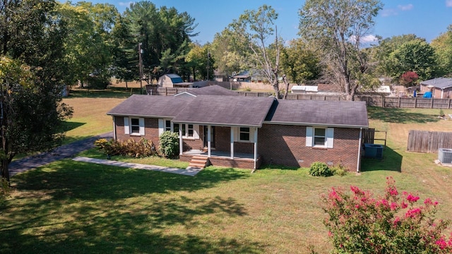 exterior space featuring a front yard