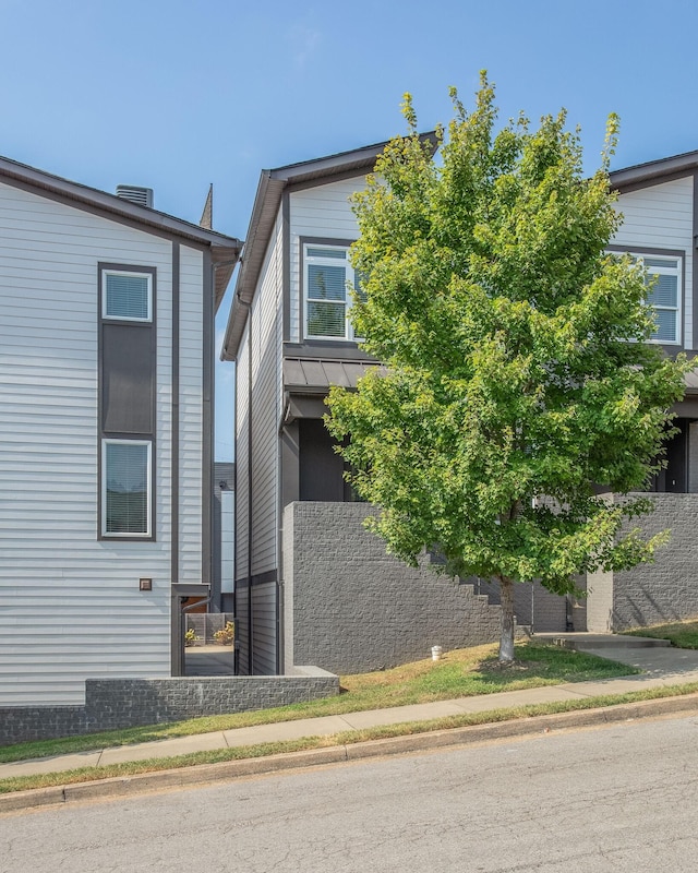 1439 11th Ave S, Nashville, TN 37203 - photo 31