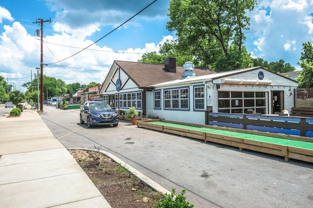 view of front of house