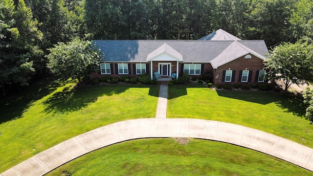 view of front of house with a front yard