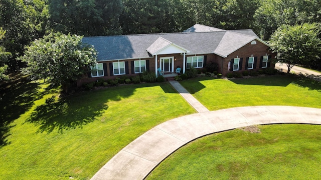 view of front of house with a front lawn