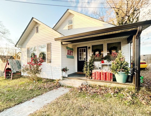 view of front of home featuring a porch