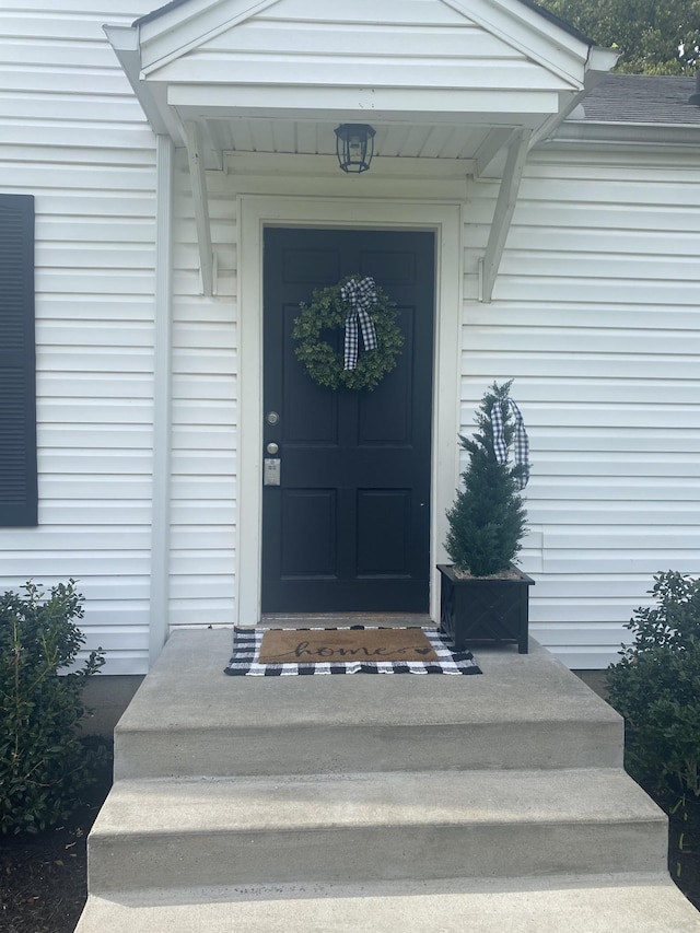 view of property entrance