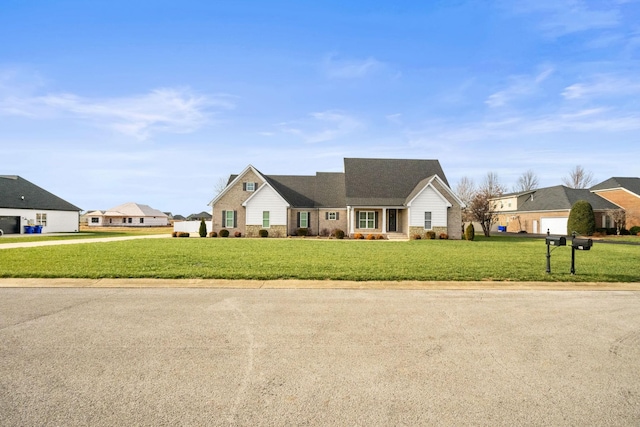 view of front of house featuring a front lawn