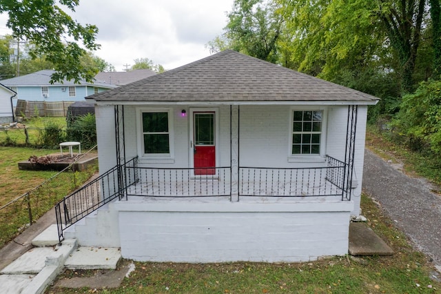 view of front facade with a porch