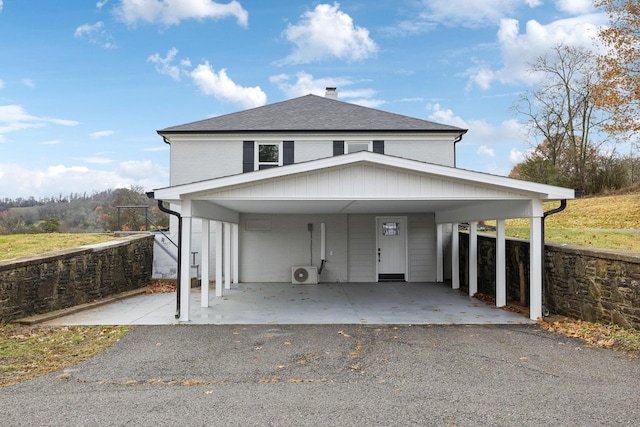 view of front of home