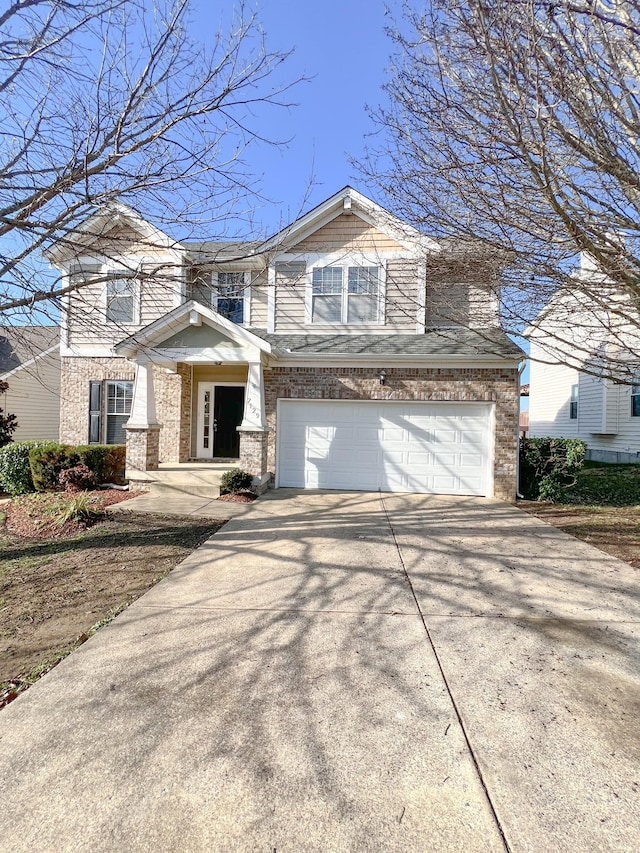 view of front facade with a garage