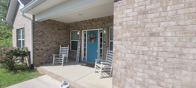 30034 Piper Dr, Bon Aqua, TN 37025 - entrance to property featuring brick siding and covered porch