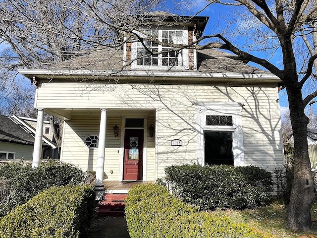 view of front facade featuring covered porch