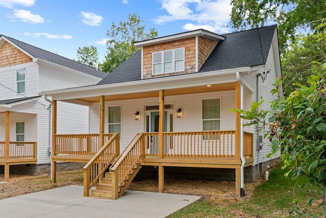 view of front of house featuring a porch