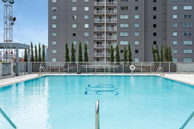 view of swimming pool