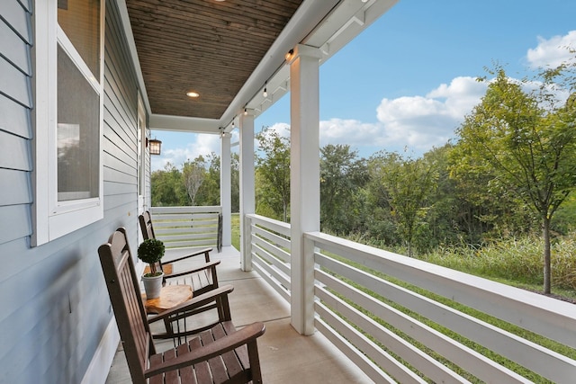 balcony with a porch