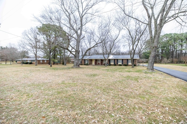 view of front of house with a front yard