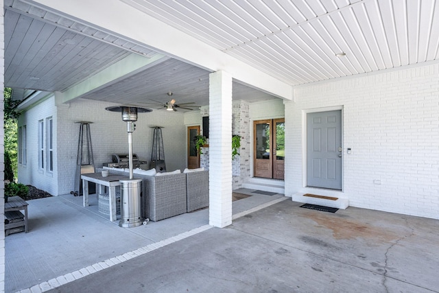 view of patio / terrace with an outdoor hangout area and ceiling fan