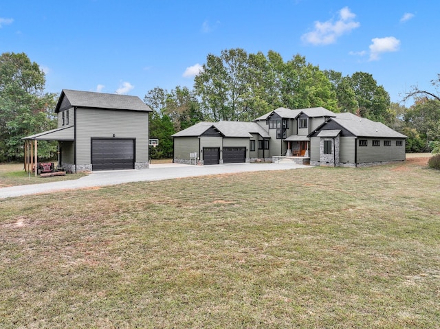 view of front of property with a front lawn