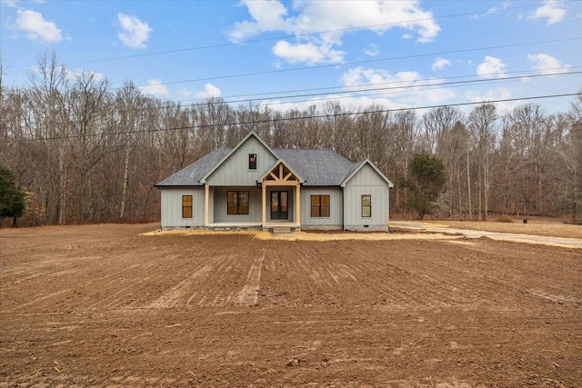 modern farmhouse featuring a porch