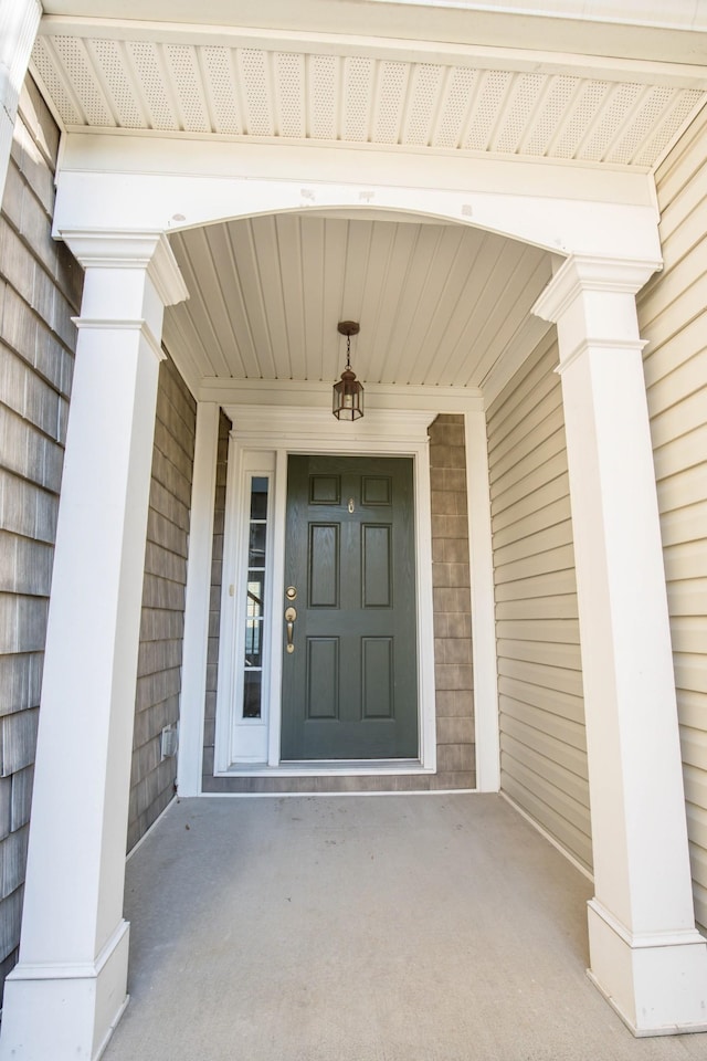 view of entrance to property