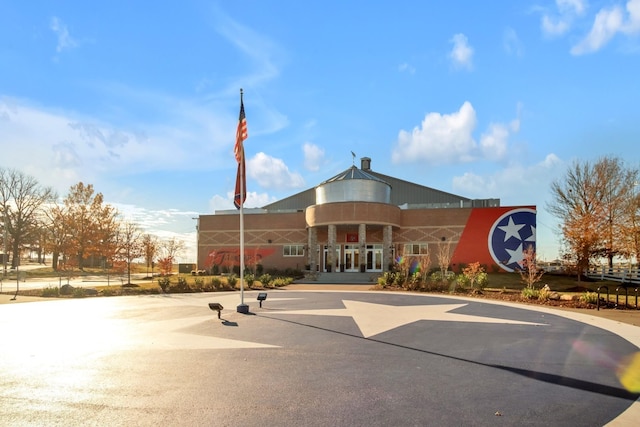 view of building exterior