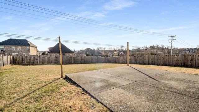 view of yard with a patio area