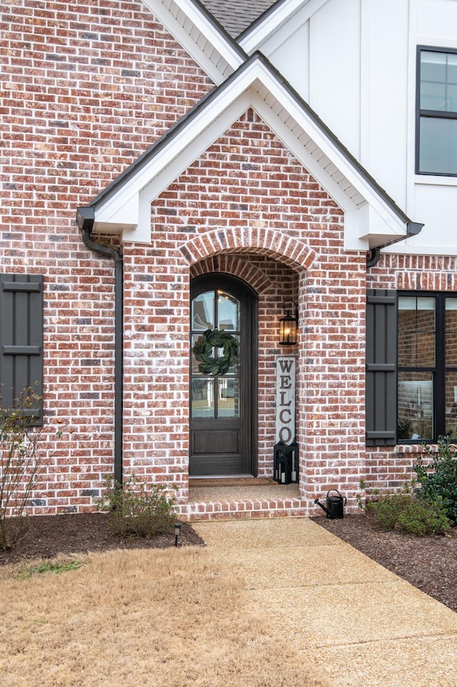 view of entrance to property