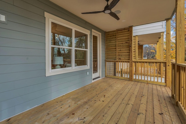 deck with ceiling fan