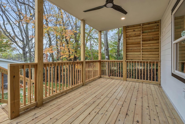 deck with ceiling fan