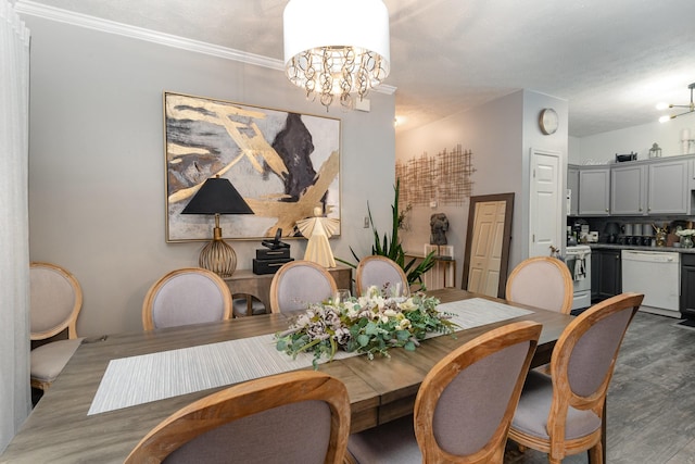 dining area with a notable chandelier, ornamental molding, a textured ceiling, and dark hardwood / wood-style floors