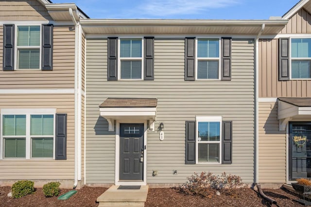 view of townhome / multi-family property