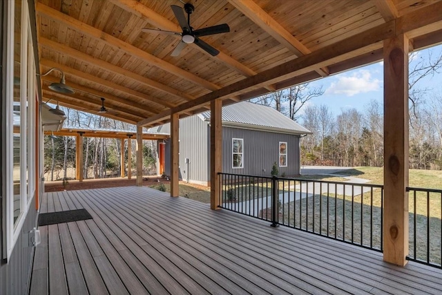 deck with ceiling fan