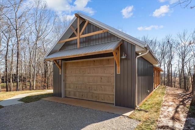 view of detached garage