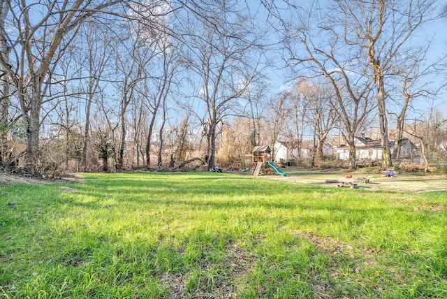 view of yard featuring a playground