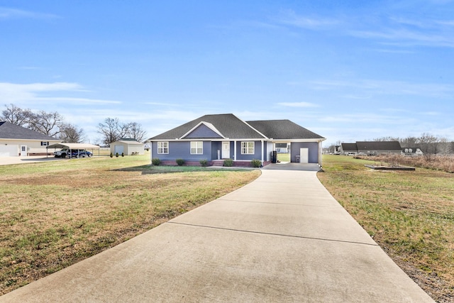 view of front of house featuring a front yard